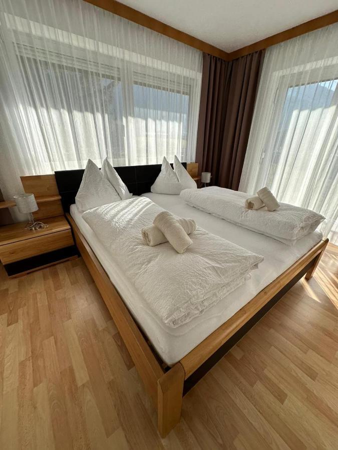 Bed and breakfast Alpina Roppen